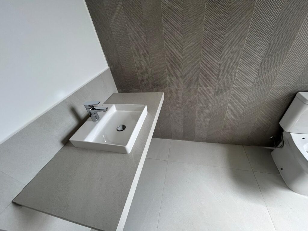 WhatsApp Image 2025-09-09 at 15.47.28